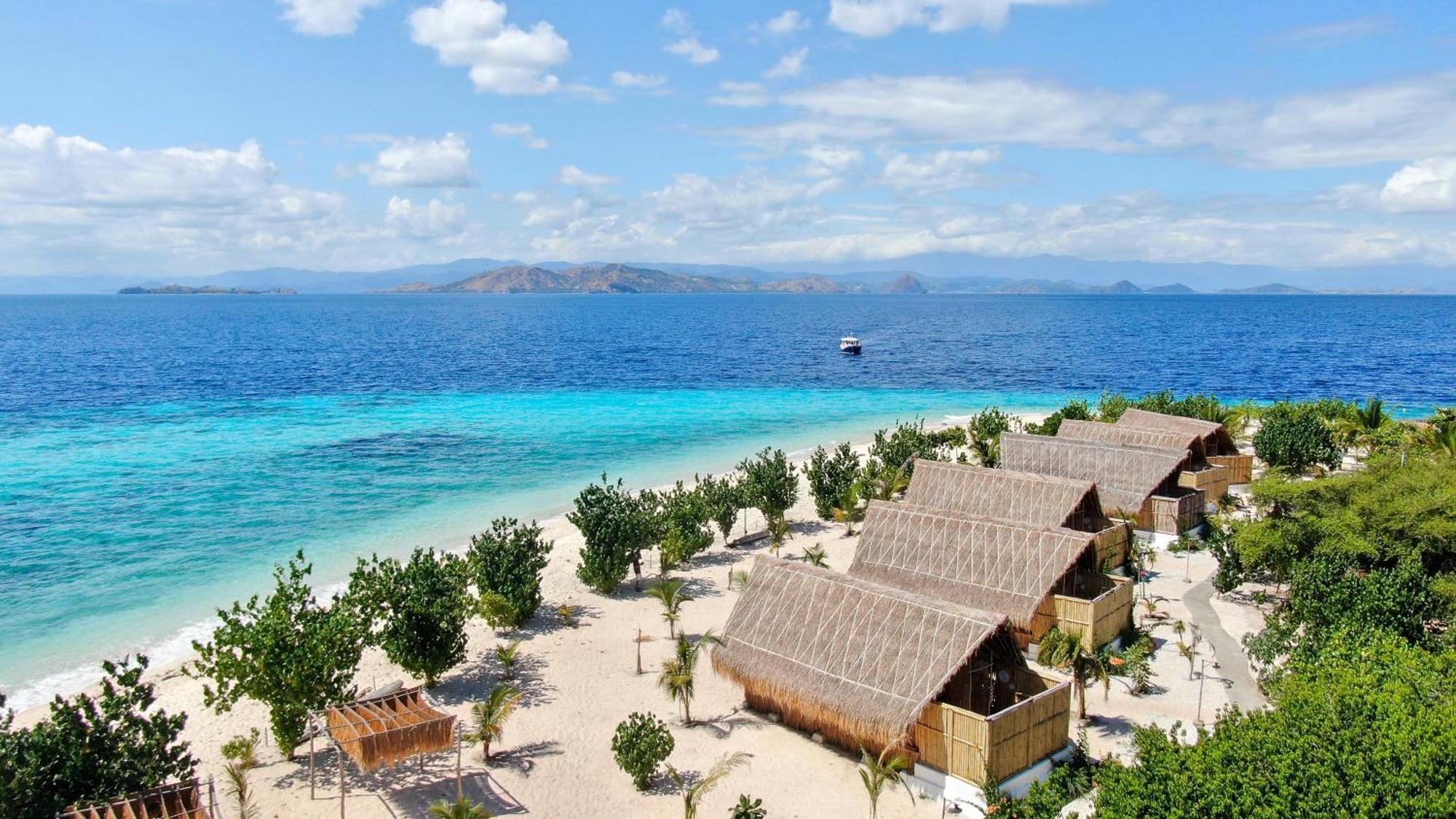 Le Pirate Island - Adults Only Hotel Labuan Bajo Exterior photo
