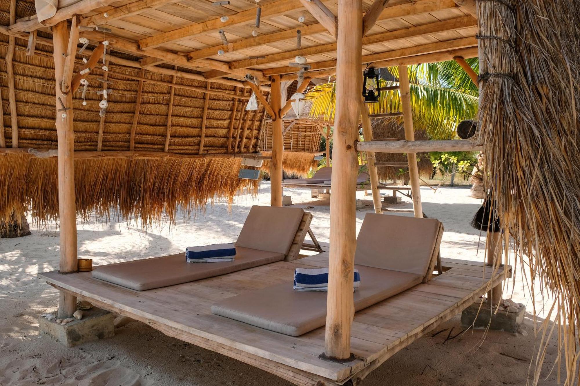 Le Pirate Island - Adults Only Hotel Labuan Bajo Exterior photo